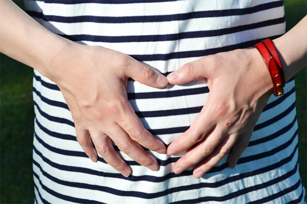 妊娠した時に産休は取れるのか、いつ報告しいつまで続けるのかお勧めするタイミングを解説