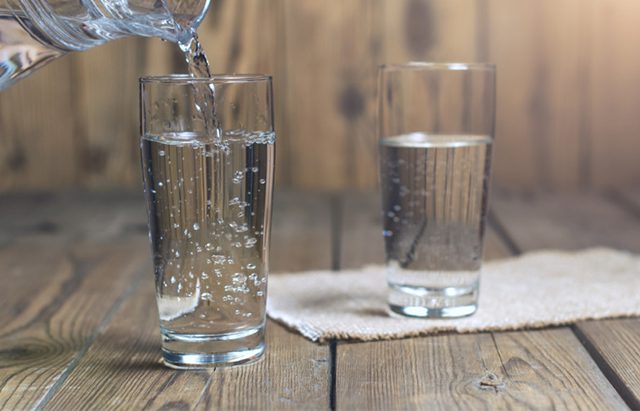 クールクーの水は2種類から選べる　二種類の水